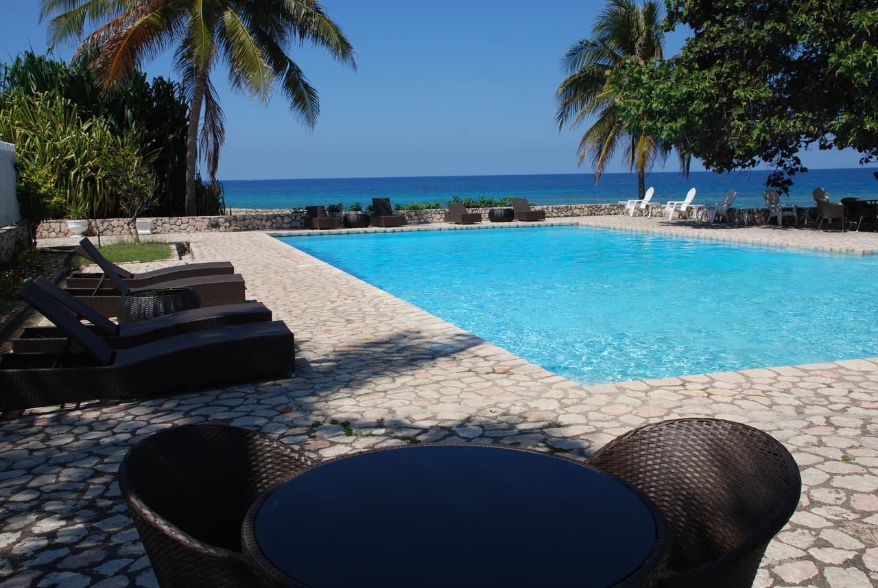 Luxury Villa Sleeps 6, Beach Access, Montego Bay Buitenkant foto